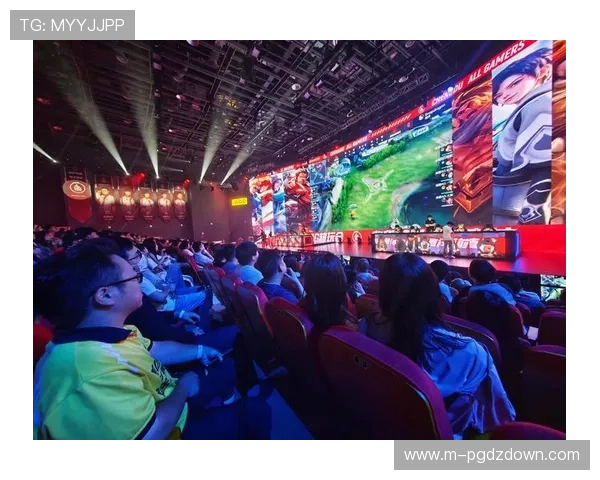 PG娱乐网娱乐举办大型明星见面会，现场气氛热烈粉丝欢呼不断